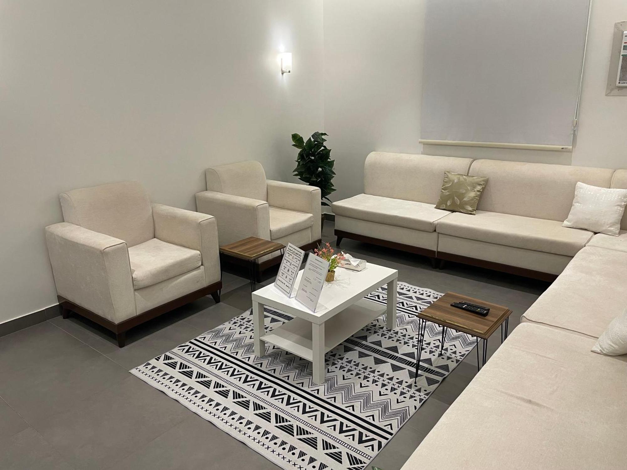 Ladan Apartment Al Ula Buitenkant foto